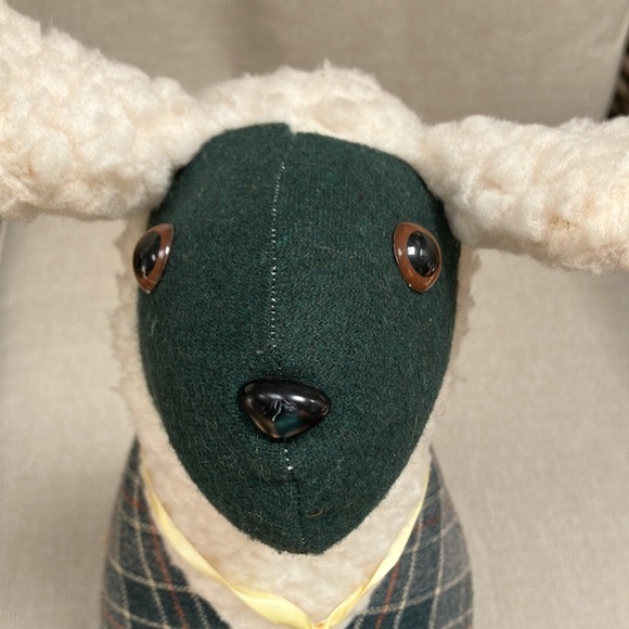 Custom made w/beady eyes & his brassmetal bell-this sheep stands up on his own. - Picture 4 of 7